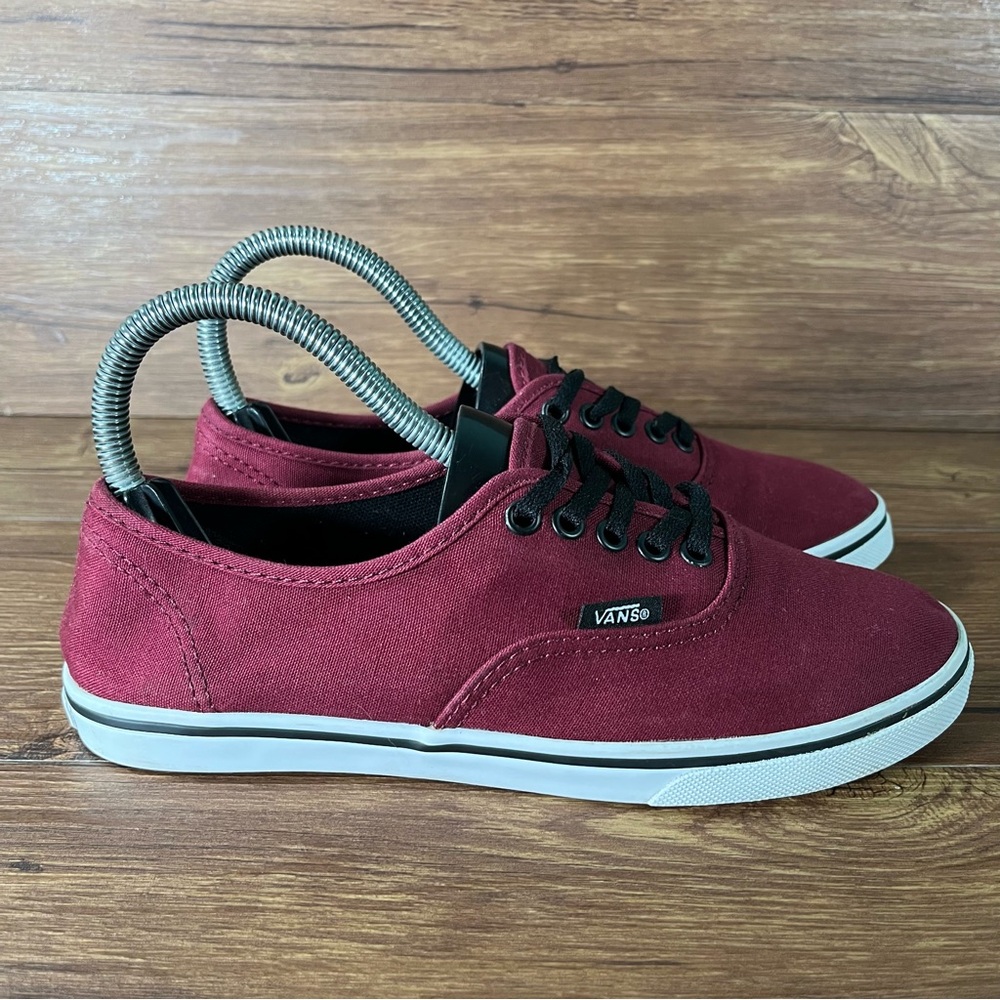 VANS Maroon Slim‎ Sneakers Women’s Size 6 Shoes